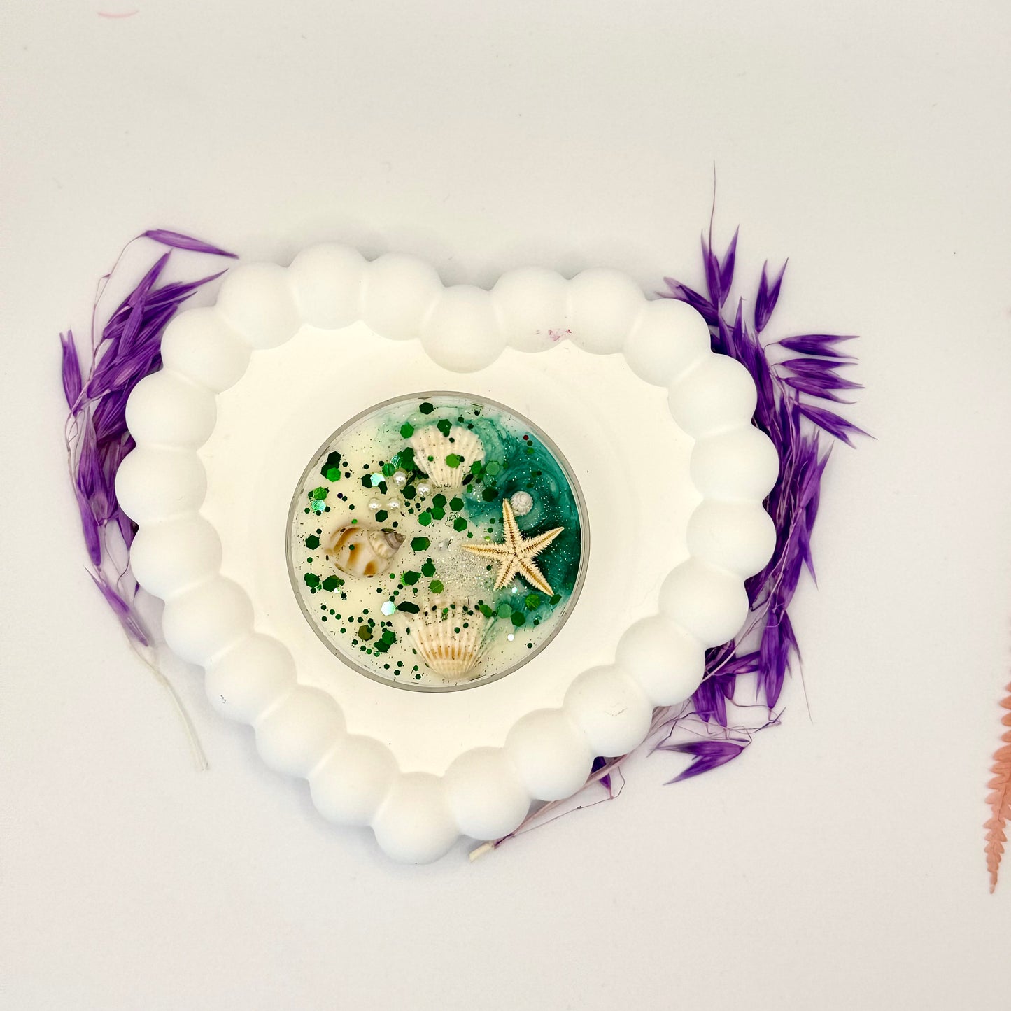 π Shellbound β Ocean-Topped Scented Candle