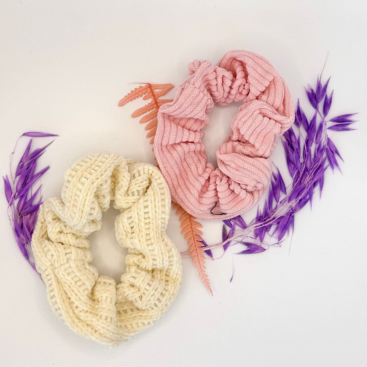 🧵 Waffle Duo — Textured Scrunchie Set (2-pack)