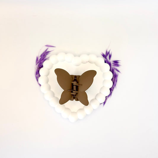 🦋 Cocoa Flutter — Brown Butterfly Hair Clip