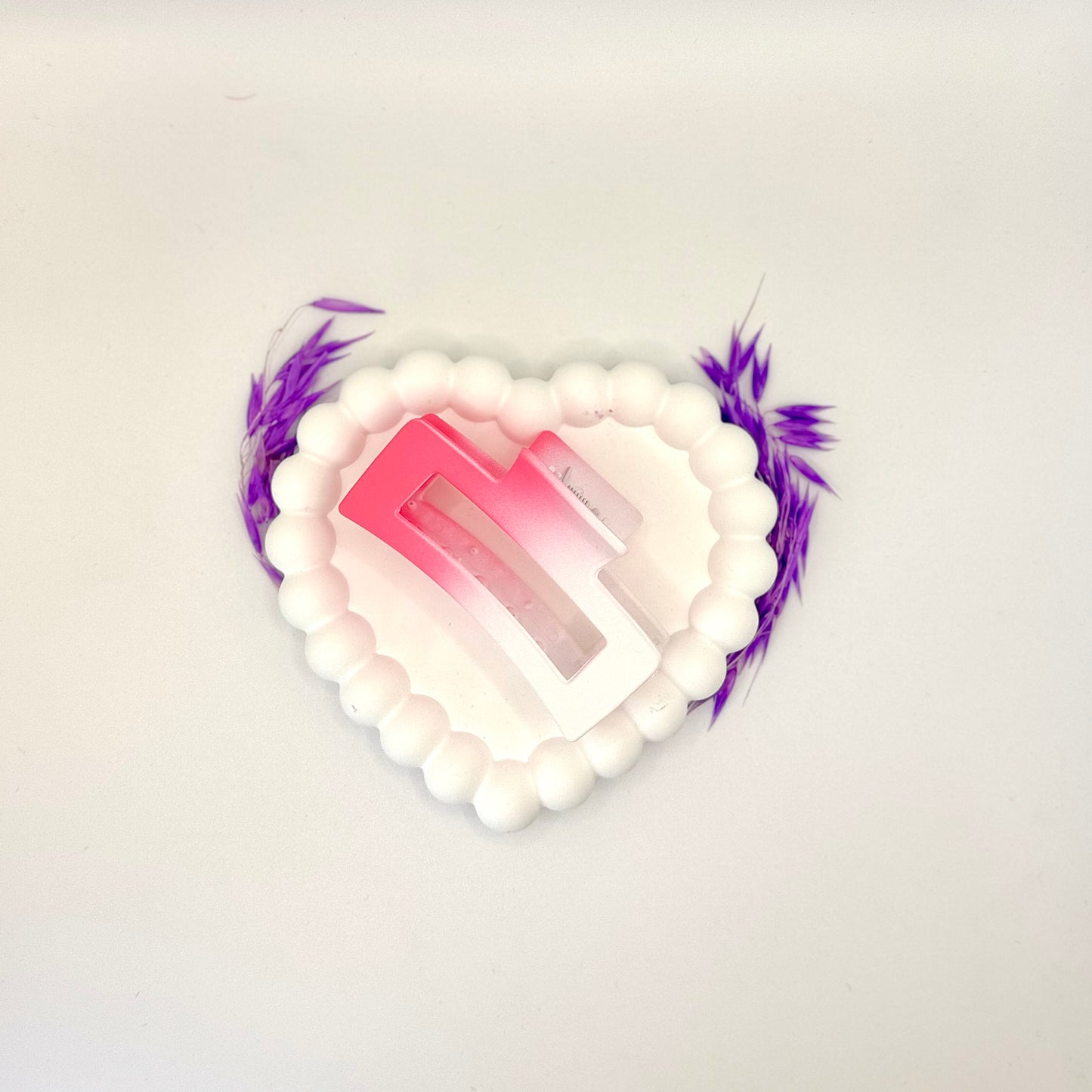 💗 Sincerely Chic — Pink Hair Clip Dupe