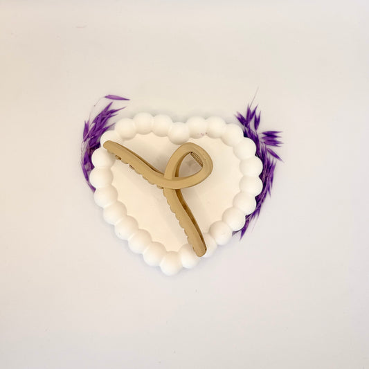 🤍 Petite Sculpt — Beige Mini Hair Clip