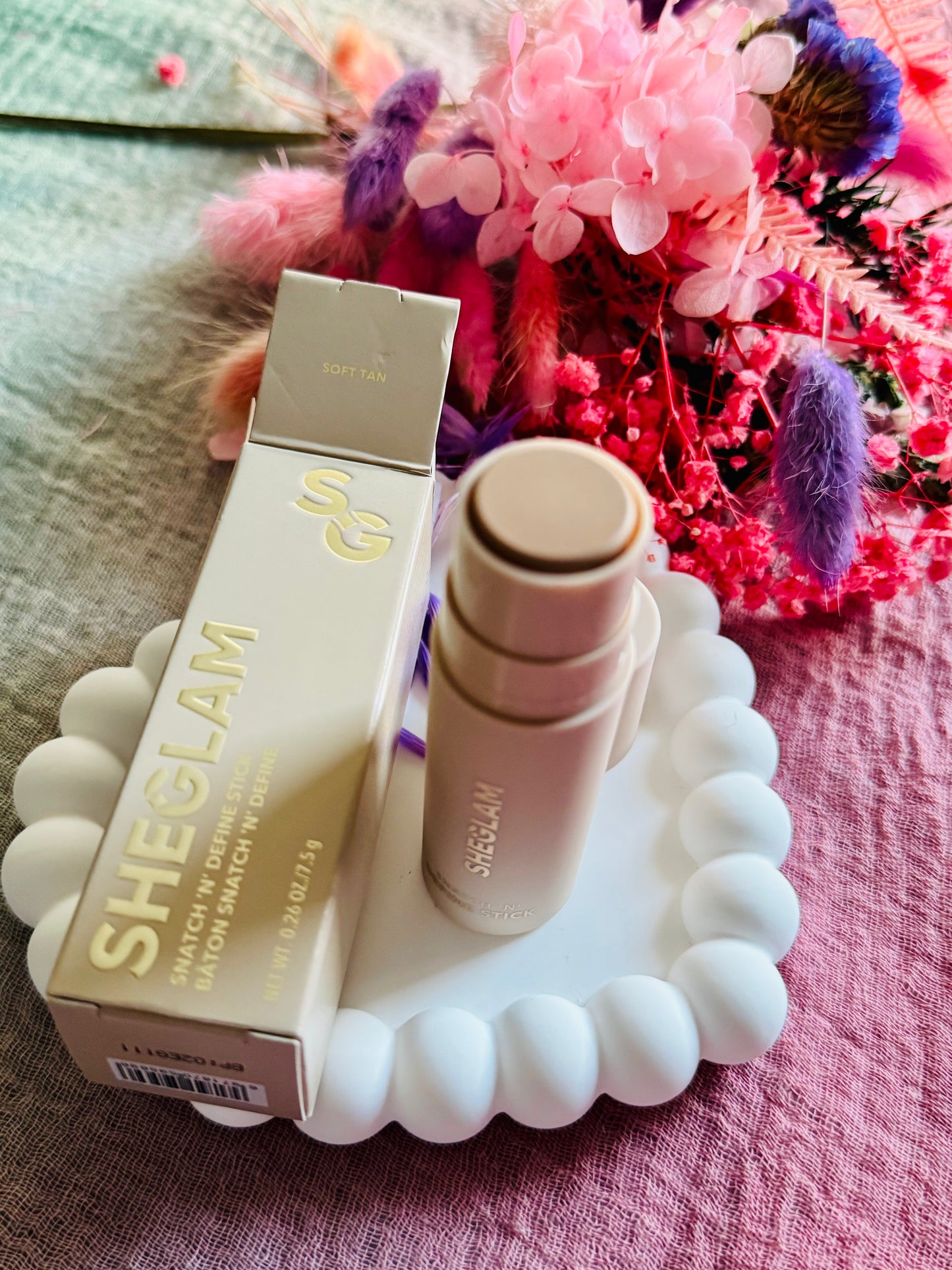 SHEGLAM Snatch & Define Contour Stick — Soft Tan 🌿✨