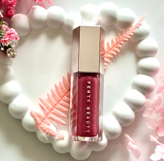 Fenty Beauty Gloss Bomb Universal Lip Luminizer — Riri 💄✨
