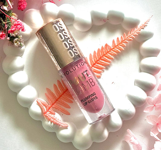 Revolution Pout Bomb Plumping Gloss — Candy 🍬✨